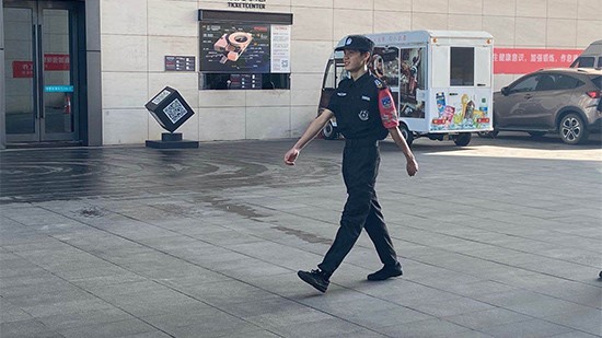 李自健美術(shù)館隊(duì)員剪影